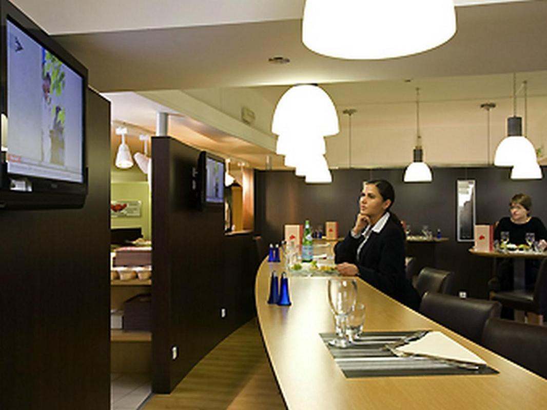 Ibis Paris Le Bourget Hotel La Courneuve Eksteriør billede