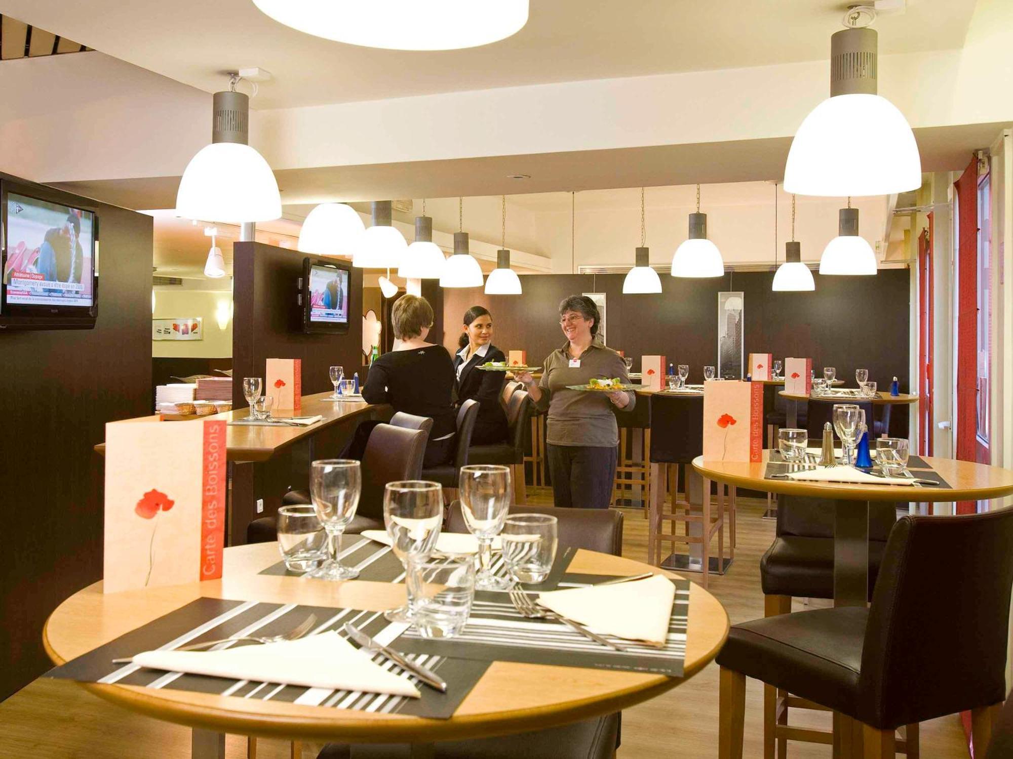 Ibis Paris Le Bourget Hotel La Courneuve Eksteriør billede