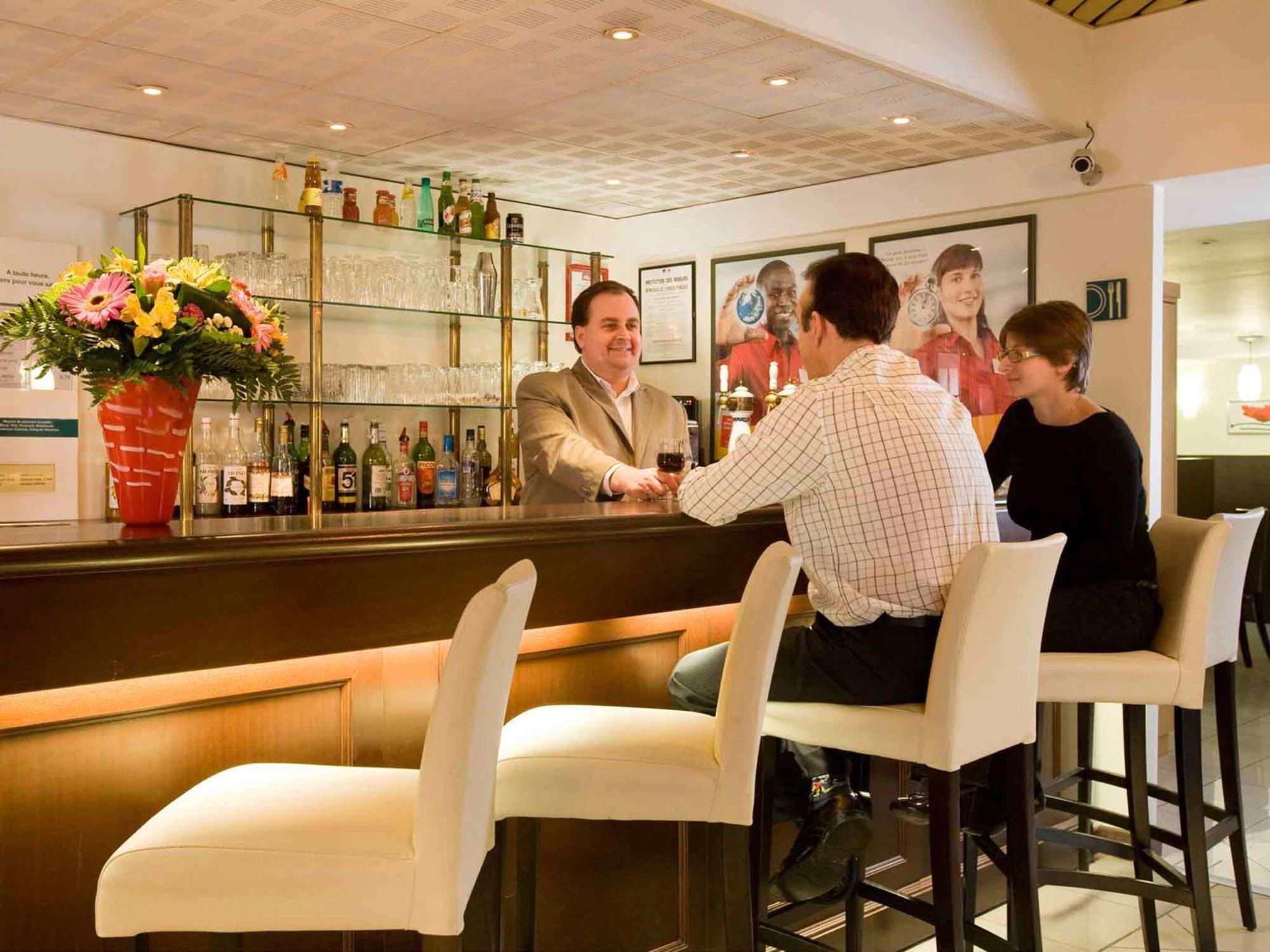 Ibis Paris Le Bourget Hotel La Courneuve Eksteriør billede