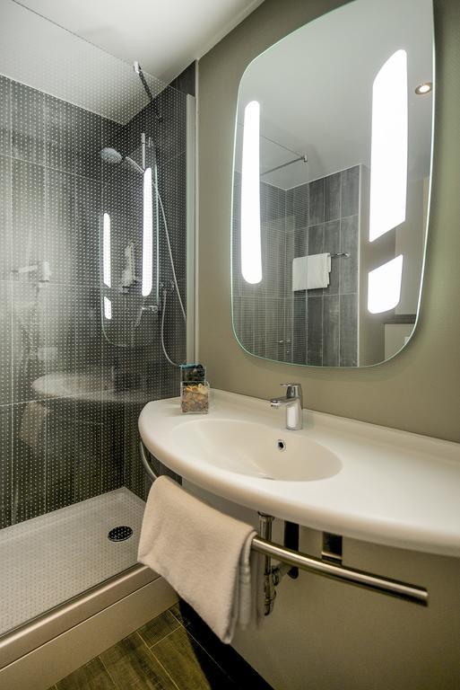 Ibis Paris Le Bourget Hotel La Courneuve Eksteriør billede